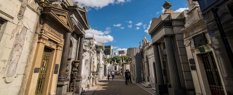 En Recoleta Y Con Jardin Apartment Buenos Aires Luaran gambar